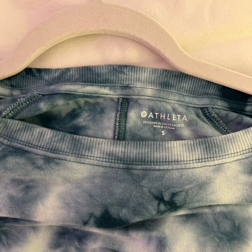 ATHLETA SWEATER - Picture 3 of 4